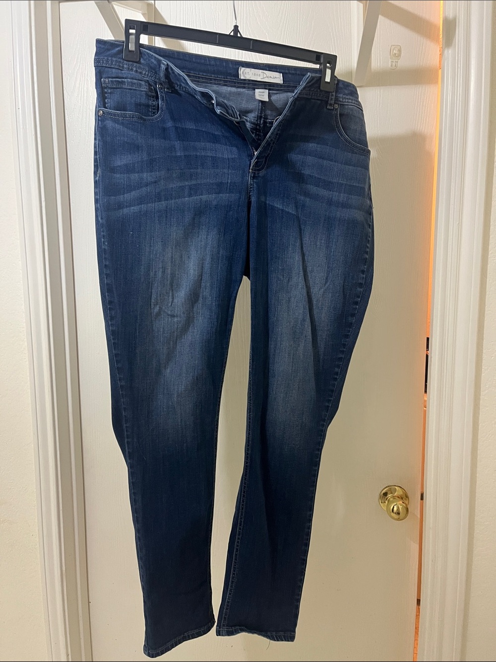 Cato Women's Skinny Jeans in Dark Blue Wash